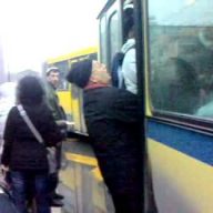 NAVALIO DA UĐE U AUTOBUS: E baš neću da siđem!