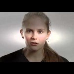 NEKO JOJ JE UKRAO GOLE FOTKE I OKAČIO NA INTERNET. Onda je ona uzvratila udarac