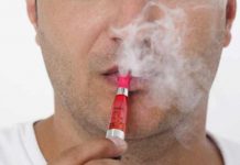 ELEKTRONSKE CIGARETE IZAZIVAJU RAK? Naučnici tvrde da postoji OGROMAN rizik! Elektronske cigarete izazivaju rak