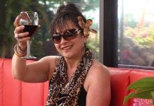 STRAH OD GOJENJA: Sve više žena manje jedu kako bi mogle više da piju! strah od gojenja