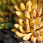 bananas-504478_640