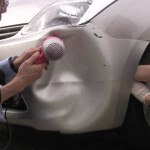 Evo kako da ispravite branik na autu za 0 dinara! (VIDEO)