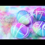 (VIDEO) PRIPREME ZA USKRS: Prugasta jaja uz pomoć gumice za kosu