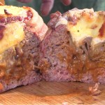 Mleveno meso je stavio oko limenke piva, pa na roštilj. Ono što je dobio će vas naterati da isto to uradite! (VIDEO)