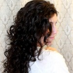 (VIDEO) SMOTALA JE MOKRU KOSU U MAJICU: Oduševićete se kada vidite rezultat!