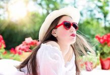 UČINITE DEVOJKU SREĆNIJOM