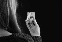 MAGIJSKO SVOJSTVO OGLEDALA: Pazite gde se ogledate!