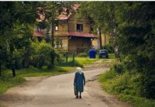 IZGUBLJENA BAKA GOVORILA JE DA JOJ SE ĆERKA UPRAVO PORODILA: Niko nije razumeo šta to za nju znači!