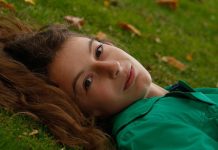 ZAŠTO JE IZABRAO NJU, A NE TEBE? – Evo kako da postaneš ona prava ZAŠTO JE IZABRAO NJU, A NE TEBE? - Evo kako da postaneš ona prava