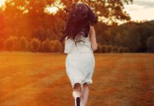 SANJALI STE VOLJENU PREMINULU OSOBU? Saslušajte šta ova žena ima da vam kaže!