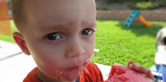 NIJE LAKO BITI DETE: 46 Razloga da trogodišnjak popizdi i brizne u plač!