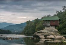ZA NJU JE SAZNAO ČITAV SVET: Evo kako sada izgleda kućica na nabujaloj Drini