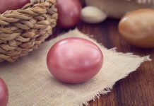 USKRŠNJA JAJA BEZ ŠTETNE HEMIJE: Evo kako se farbaju jaja prirodnim bojama