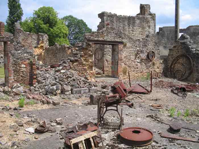 Oradour-sur-Glane-Hardware