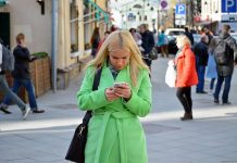 Svađaš se sa dečkom preko poruka? Evo zašto to može da bude dobro za vašu vezu