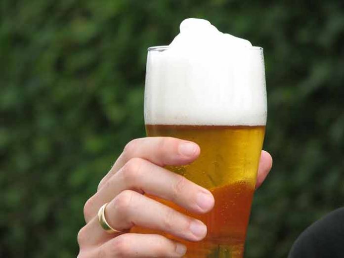 Belgija uvodi PIVOVOD: Cevima će se sprovoditi 4.000 litara piva na sat!