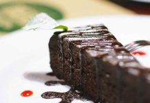 Recept za čokoladni kolač foto Pixabay