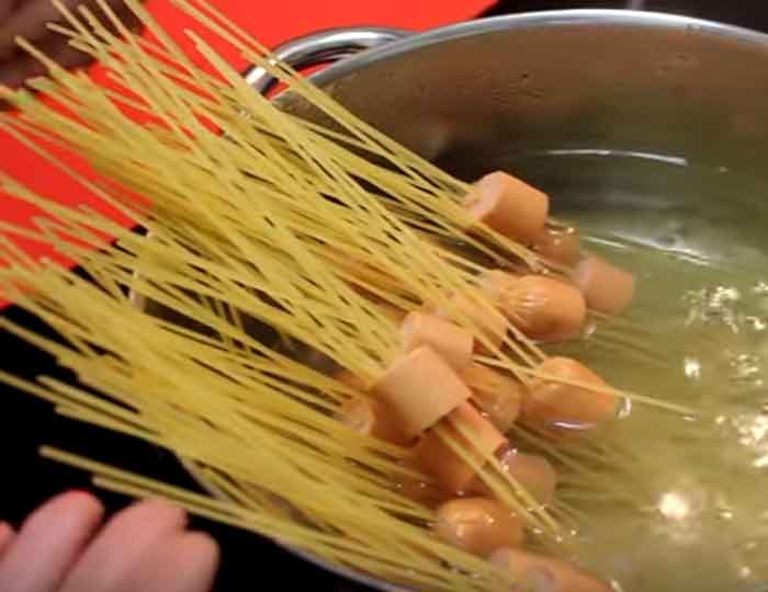 Špagete sa viršlama 