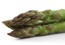 RECEPT Teleći medaljoni sa šparglama špargla, pixabay