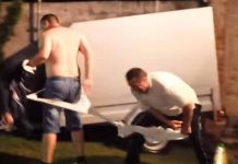 CEPANJE KOŠULJE: Prava istina zašto se ocu cepa košulja kad dobije dete!