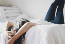 IPAK LEZITE LJUTI U KREVET: Ne morate svaku raspravu da završite pre spavanja. Evo zašto IPAK LEZITE LJUTI U KREVET: Ne morate svaku raspravu da završite pre spavanja. Evo zašto