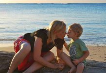 JA SAM TEBE RODILA, A NE TI MENE: Ova majka je pljunula na moderan način vaspitanja dece!