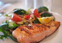 Fileti lososa, losos, filet, riba, povrće, recept, pixabay