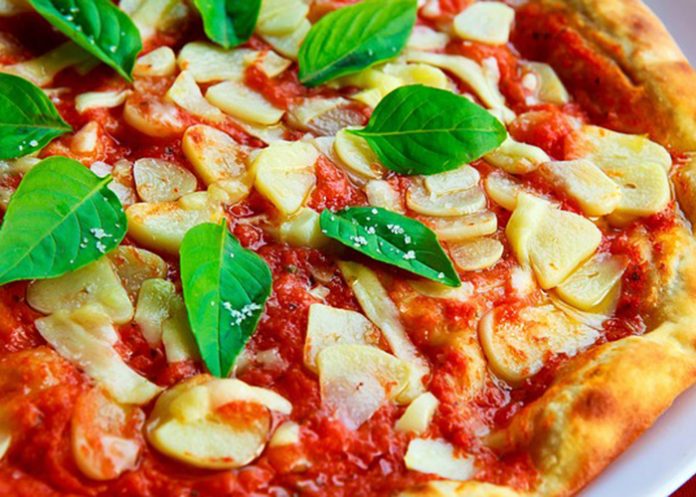 posna pica, pica, pizza, krompir, masline, recept pixabay