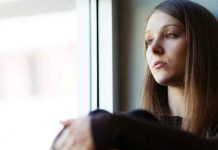 NIJE STRES NI PMS: 7 znakova da vam je prijateljica u ozbiljnom problemu! NIJE STRES NI PMS: 7 znakova da vam je prijateljica u ozbiljnom problemu!