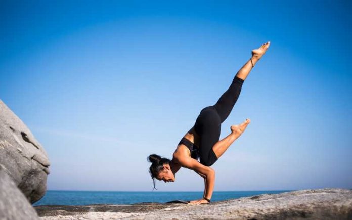 Kardiolozi upozoravaju: Ove vrste joge nikako ne smete izvoditi ako imate vosok pritisak!